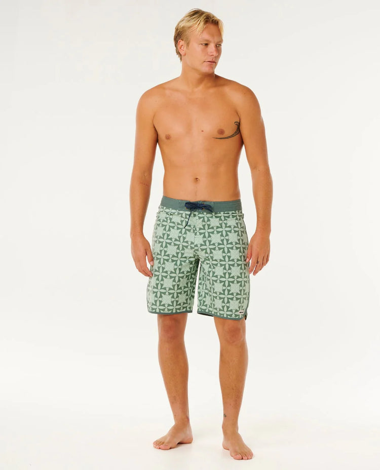 Mirage Pacific Boardshort | Moss