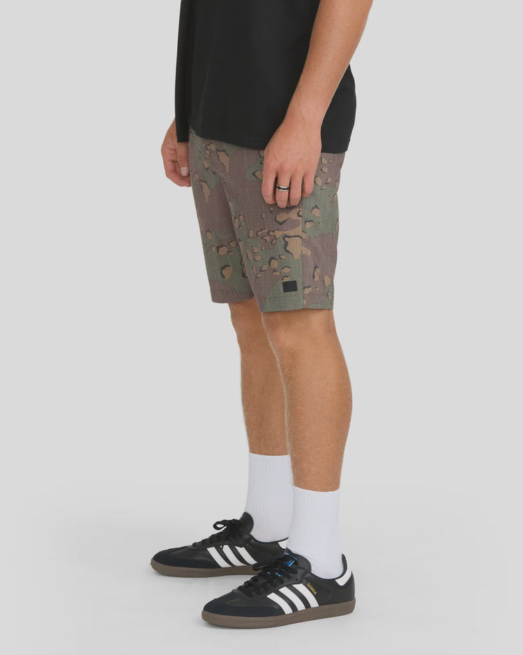 Crossfire Submersible Amphibian Short | Rifle Green